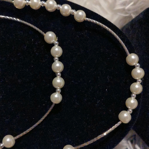 ❤️ Long 20" Pearls Silver Necklace NWT - Picture 4 of 7